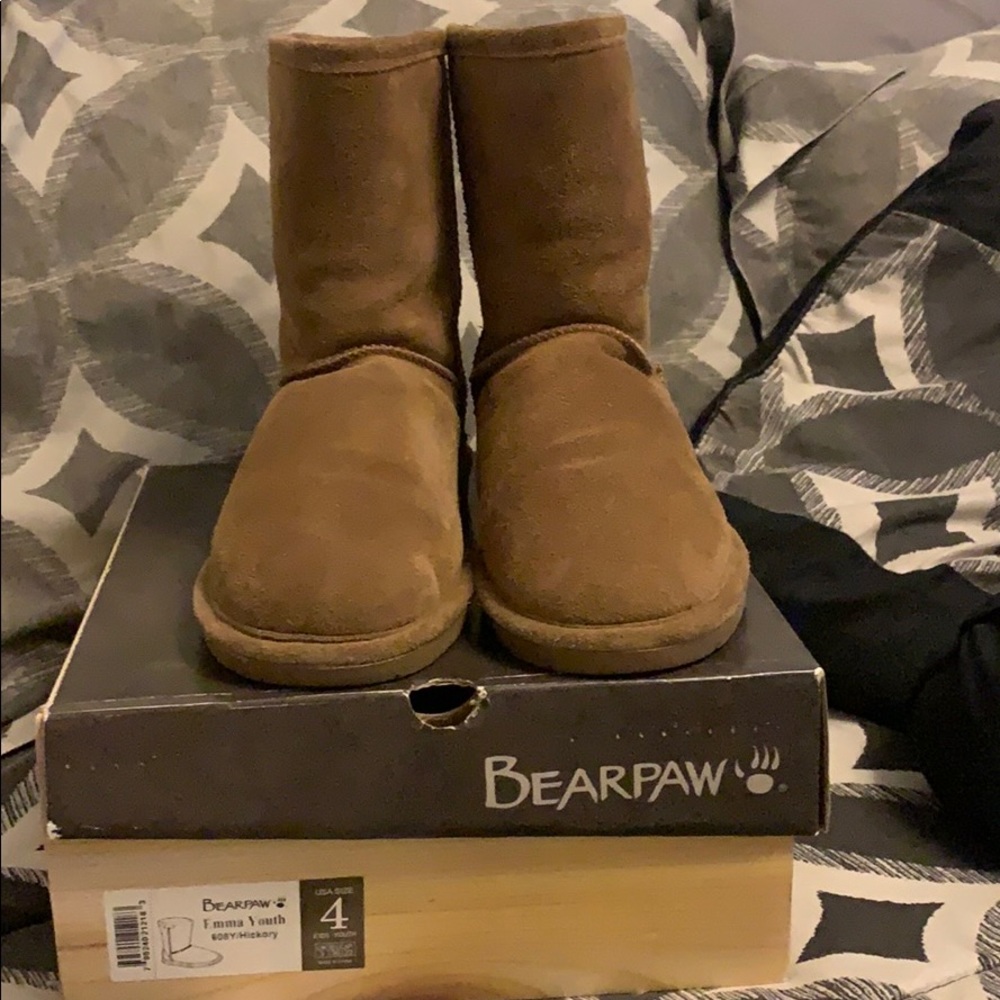 Bearpaw boots